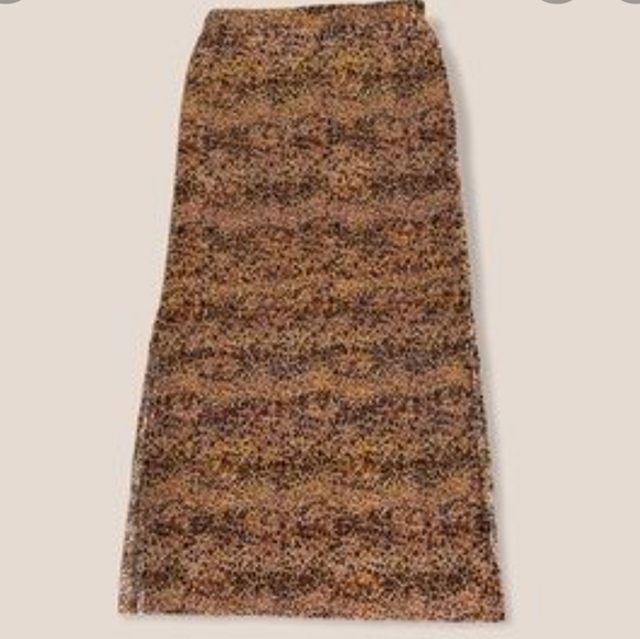 NEW unworn Wayf midi leaopard/cheetah print skirt - Picture 2 of 5